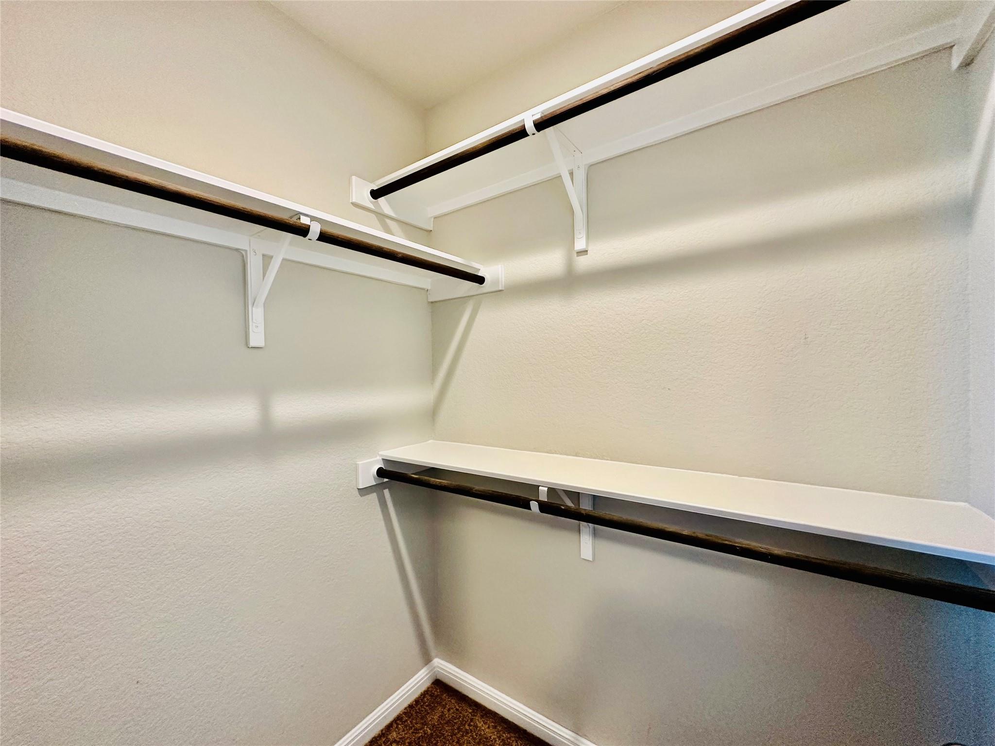 213 Bent Creek Dr, Hutto, TX 78634