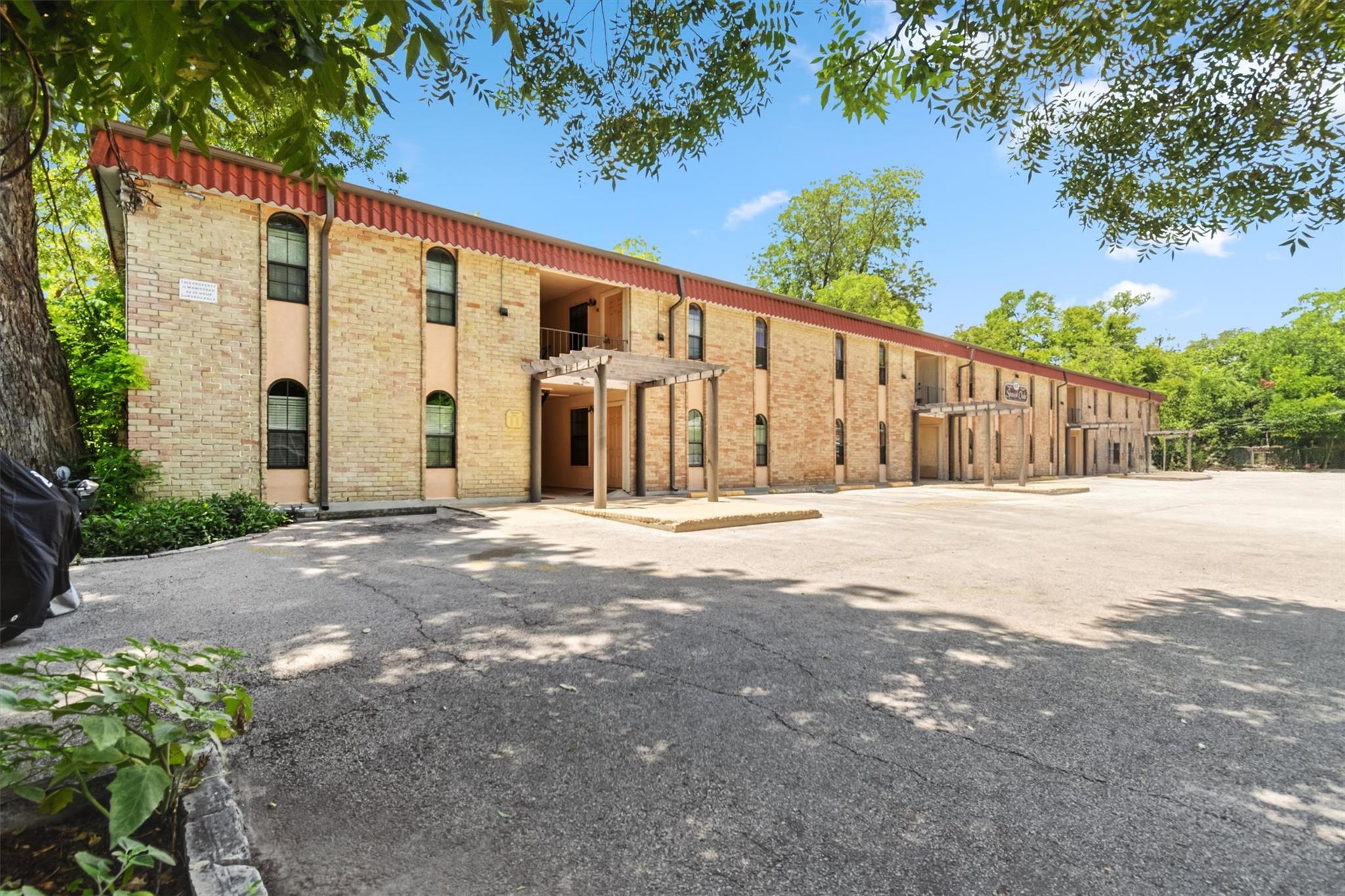 407 E 45th St # 111, Austin, TX 78751