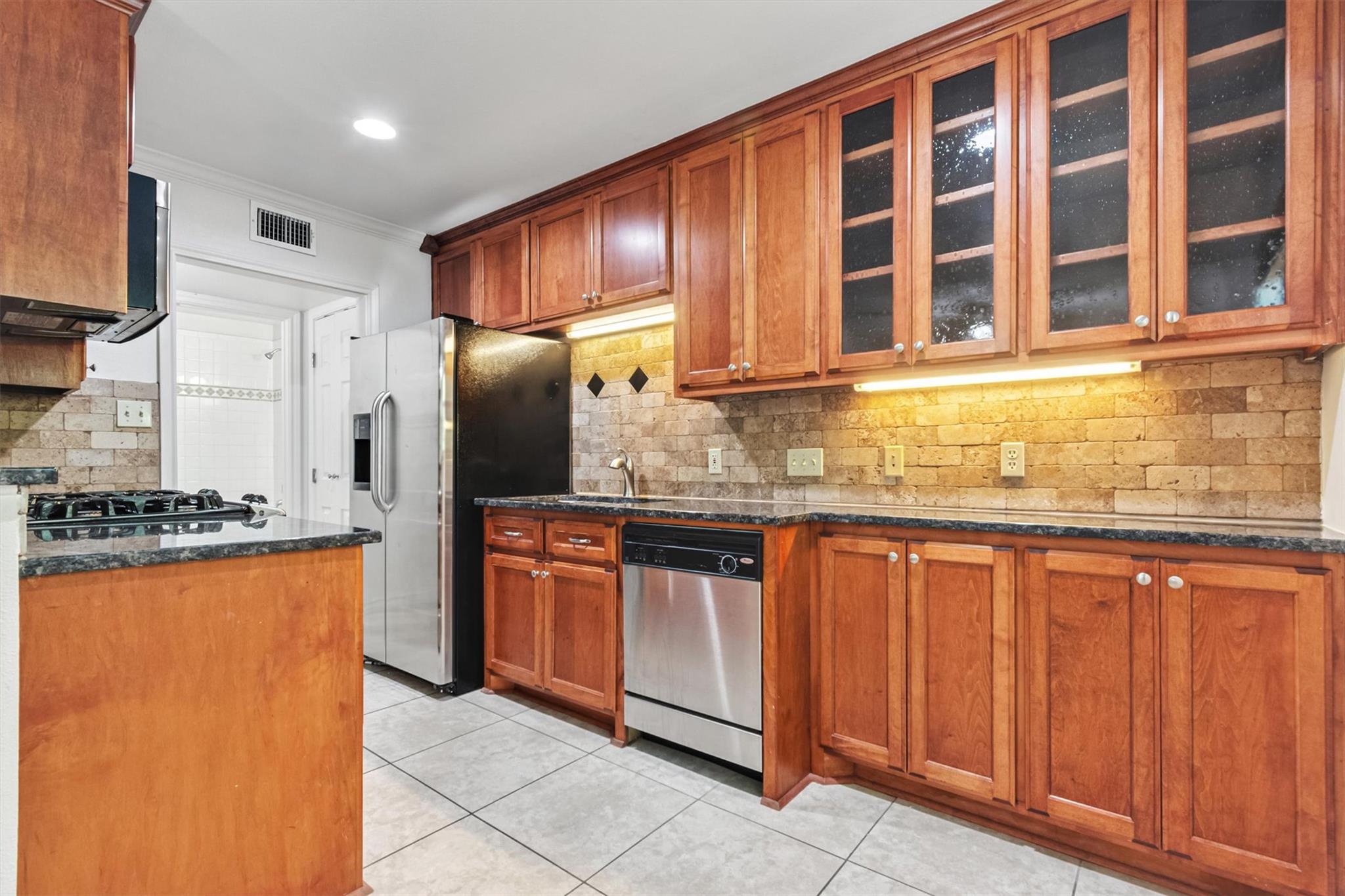 407 E 45th St # 111, Austin, TX 78751