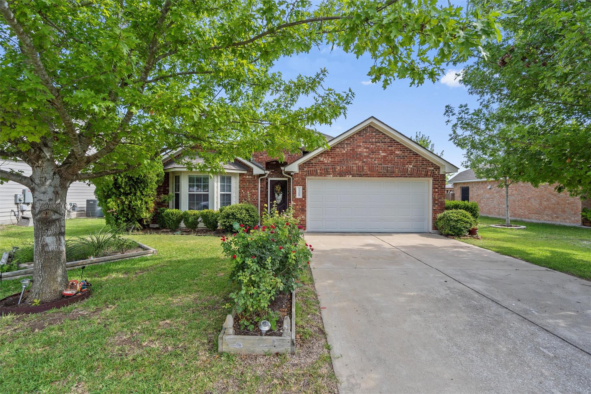 1508 Uvalde Dr, Hutto, TX 78634