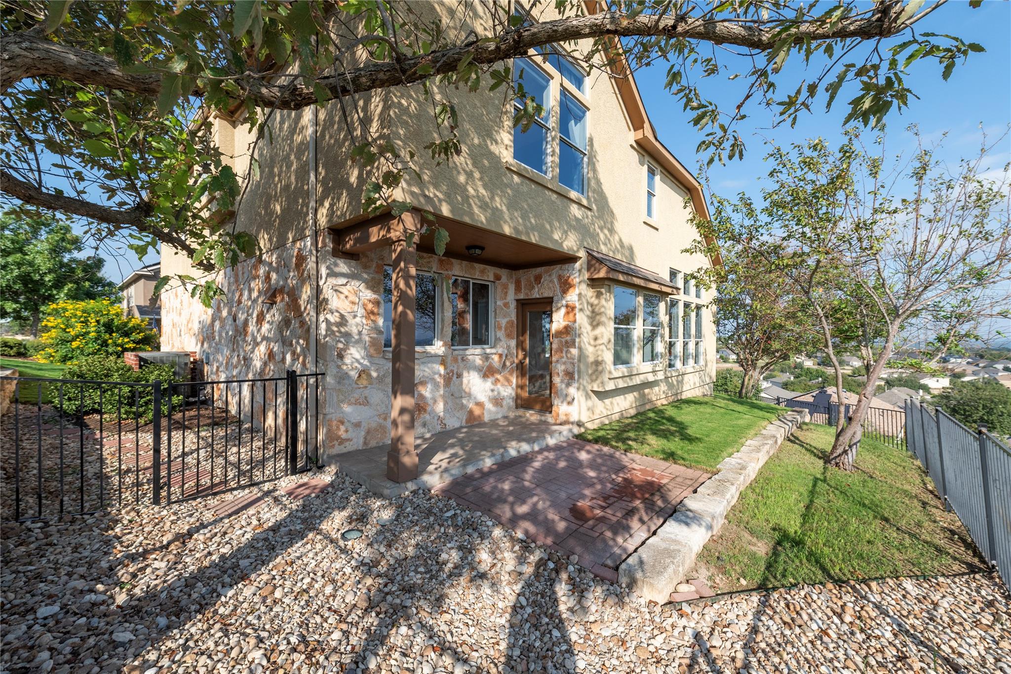 16 Mountain Terrace Cv, Austin, TX 78734