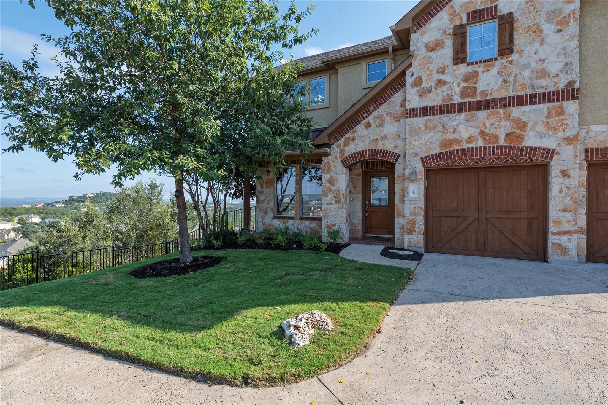 16 Mountain Terrace Cv, Austin, TX 78734