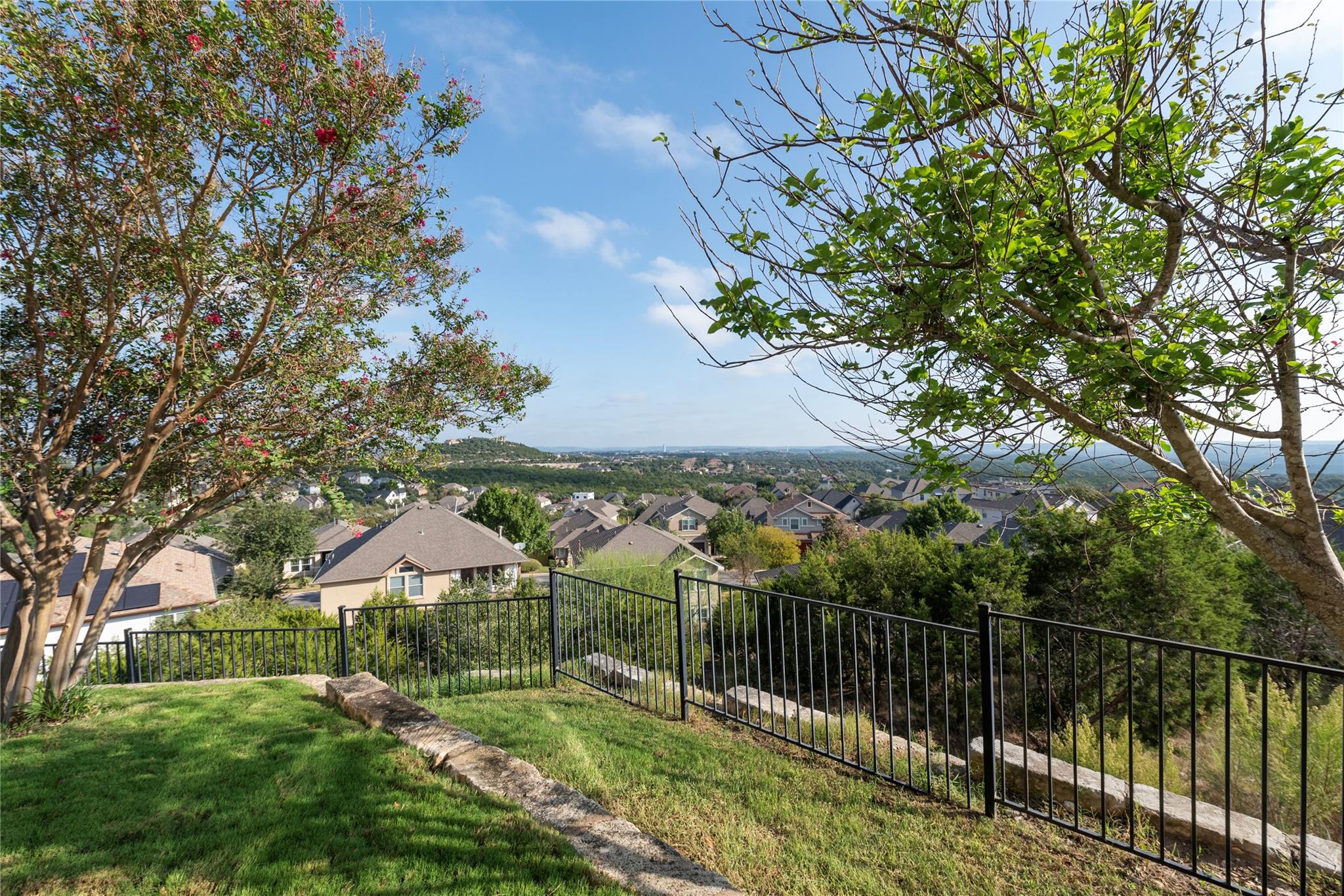 16 Mountain Terrace Cv, Austin, TX 78734