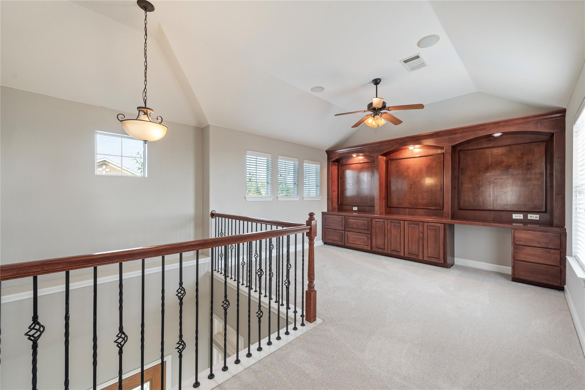 16 Mountain Terrace Cv, Austin, TX 78734