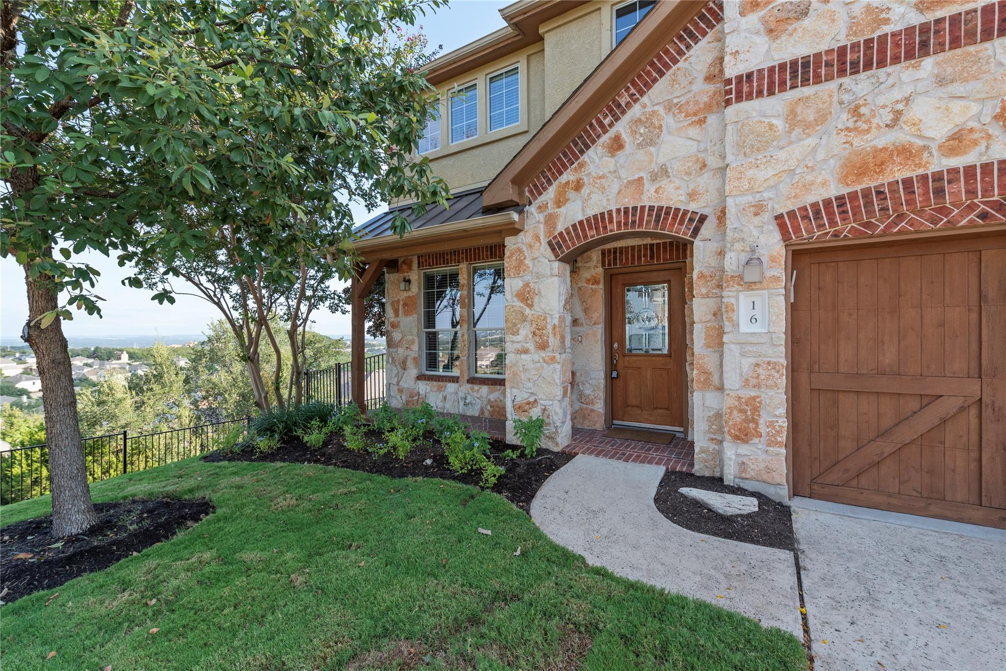 16 Mountain Terrace Cv, Austin, TX 78734