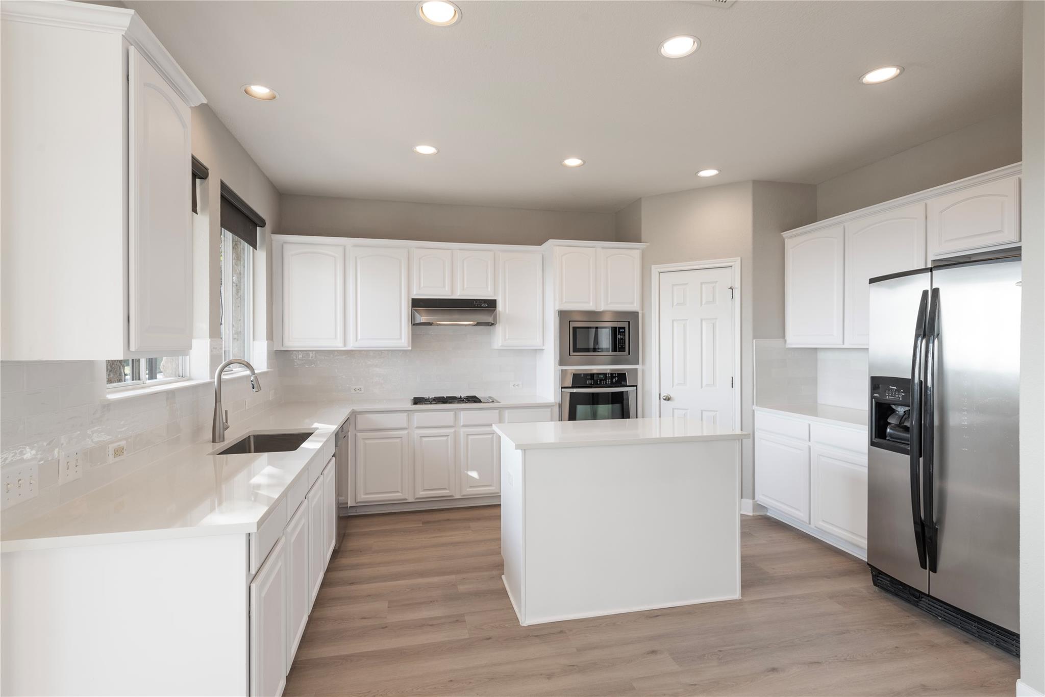 16 Mountain Terrace Cv, Austin, TX 78734