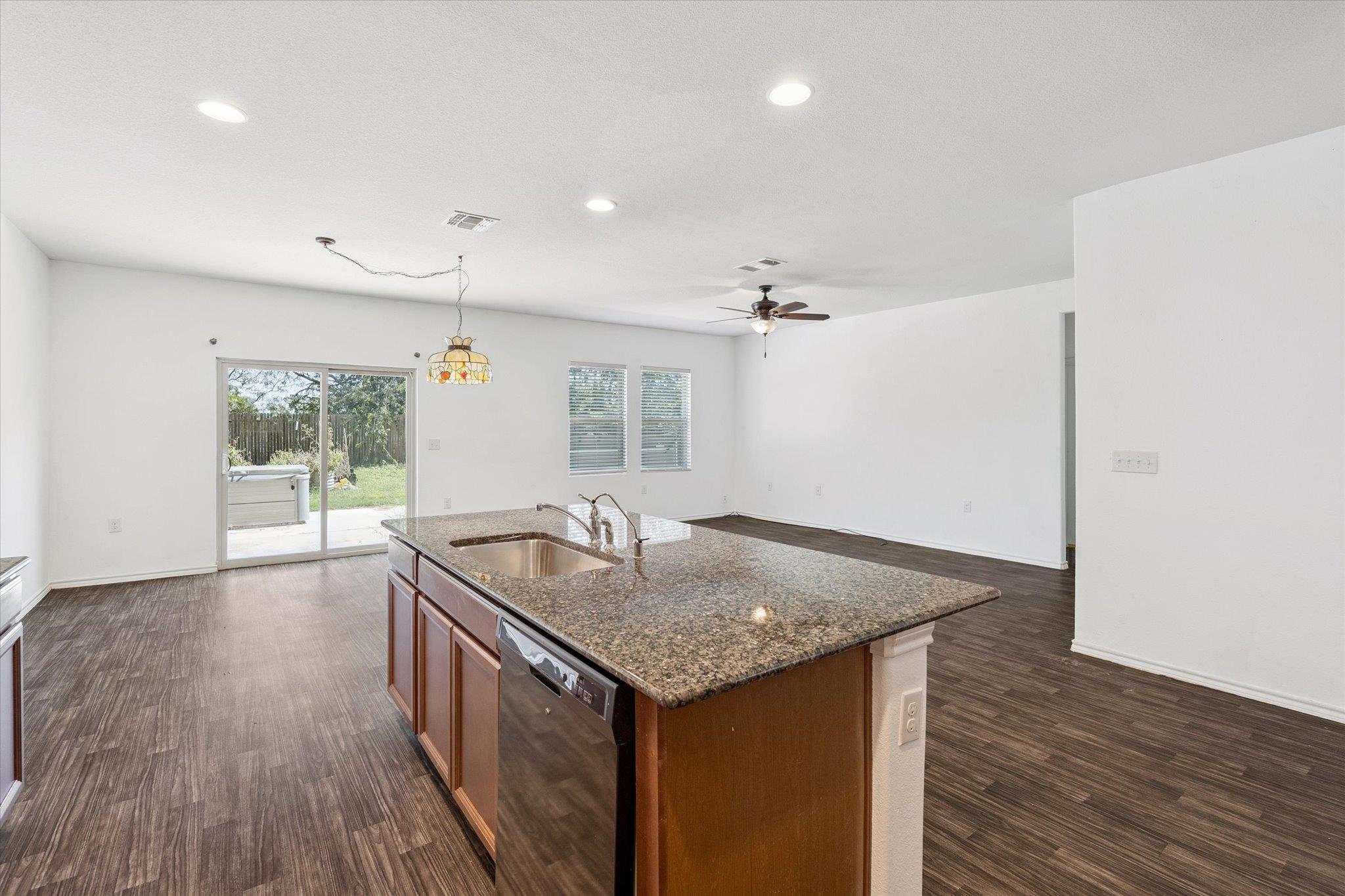 6320 Routenburn St, Austin, TX 78754