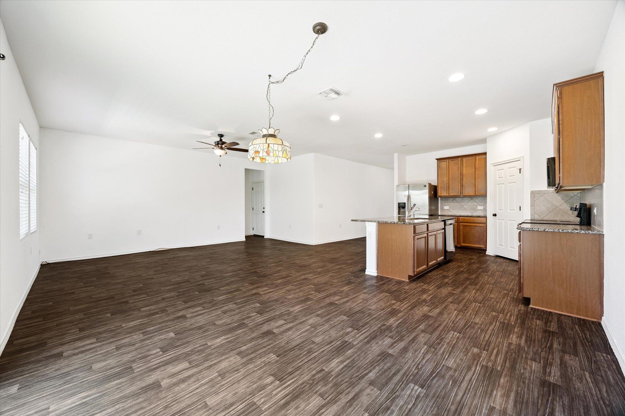 6320 Routenburn St, Austin, TX 78754