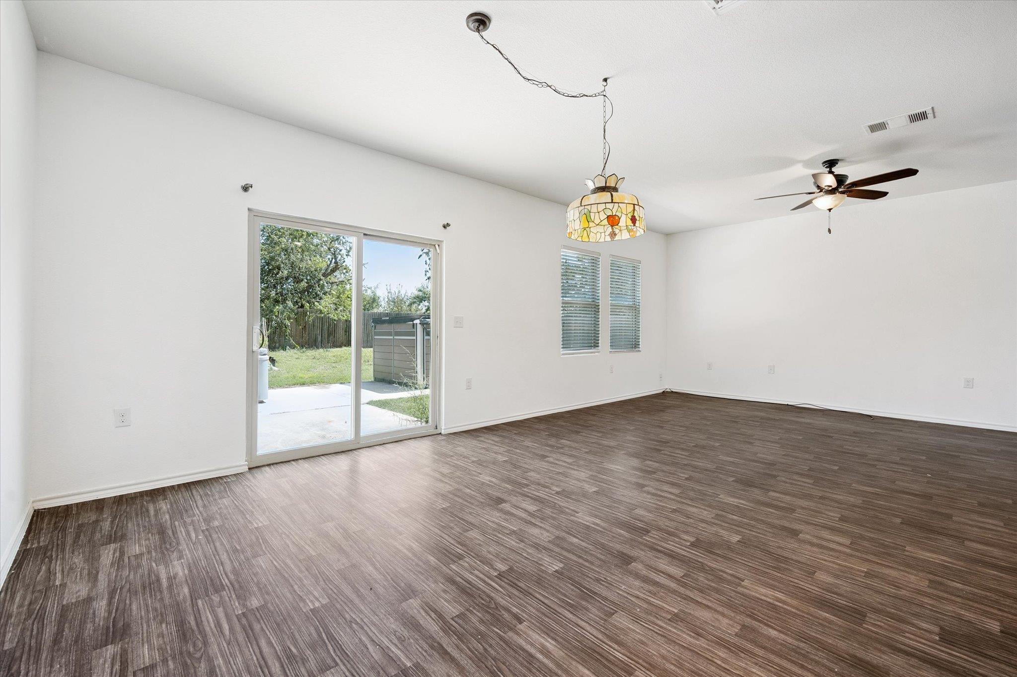 6320 Routenburn St, Austin, TX 78754