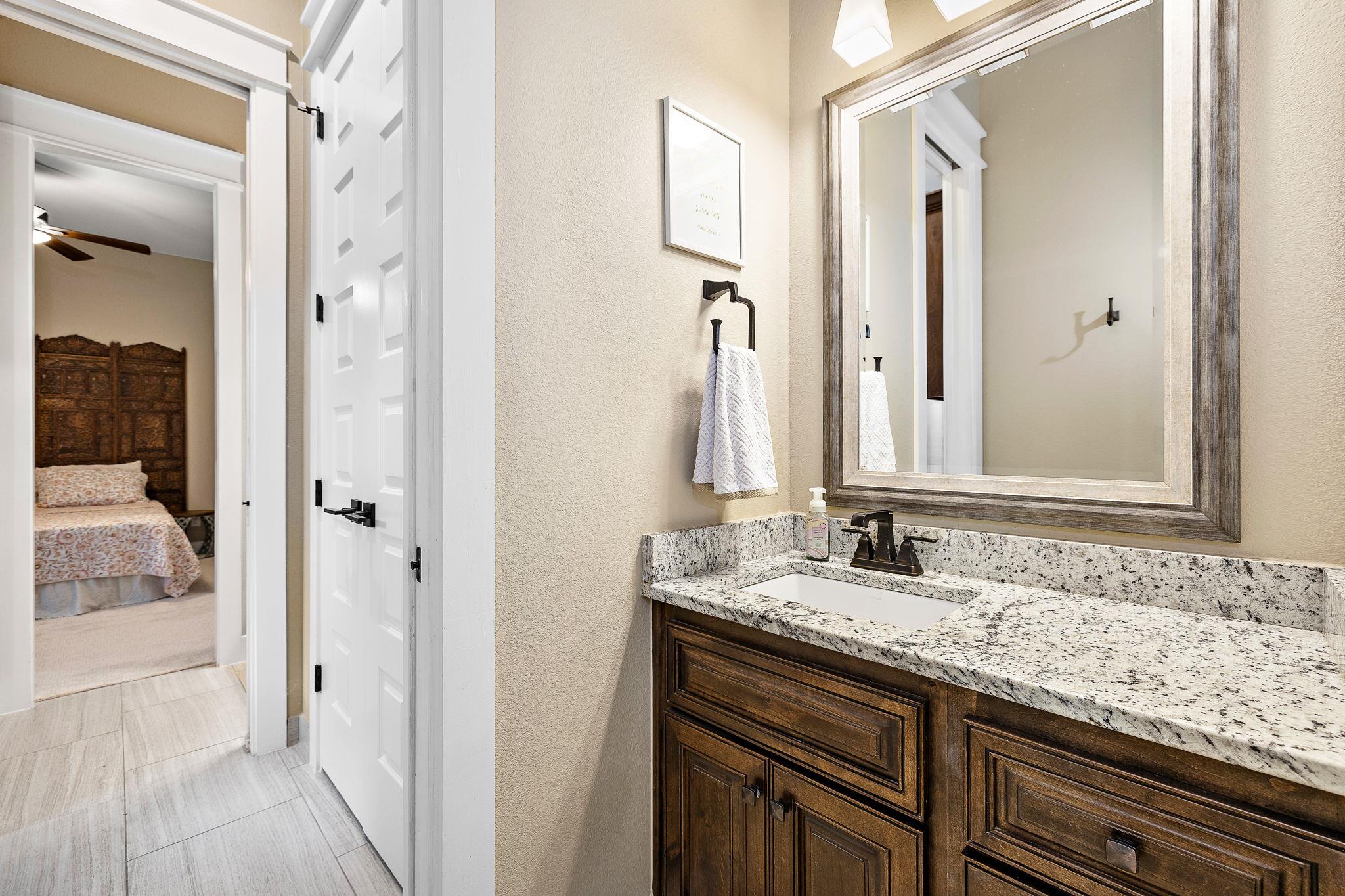 117 COVINGTON Cv, Georgetown, TX 78628