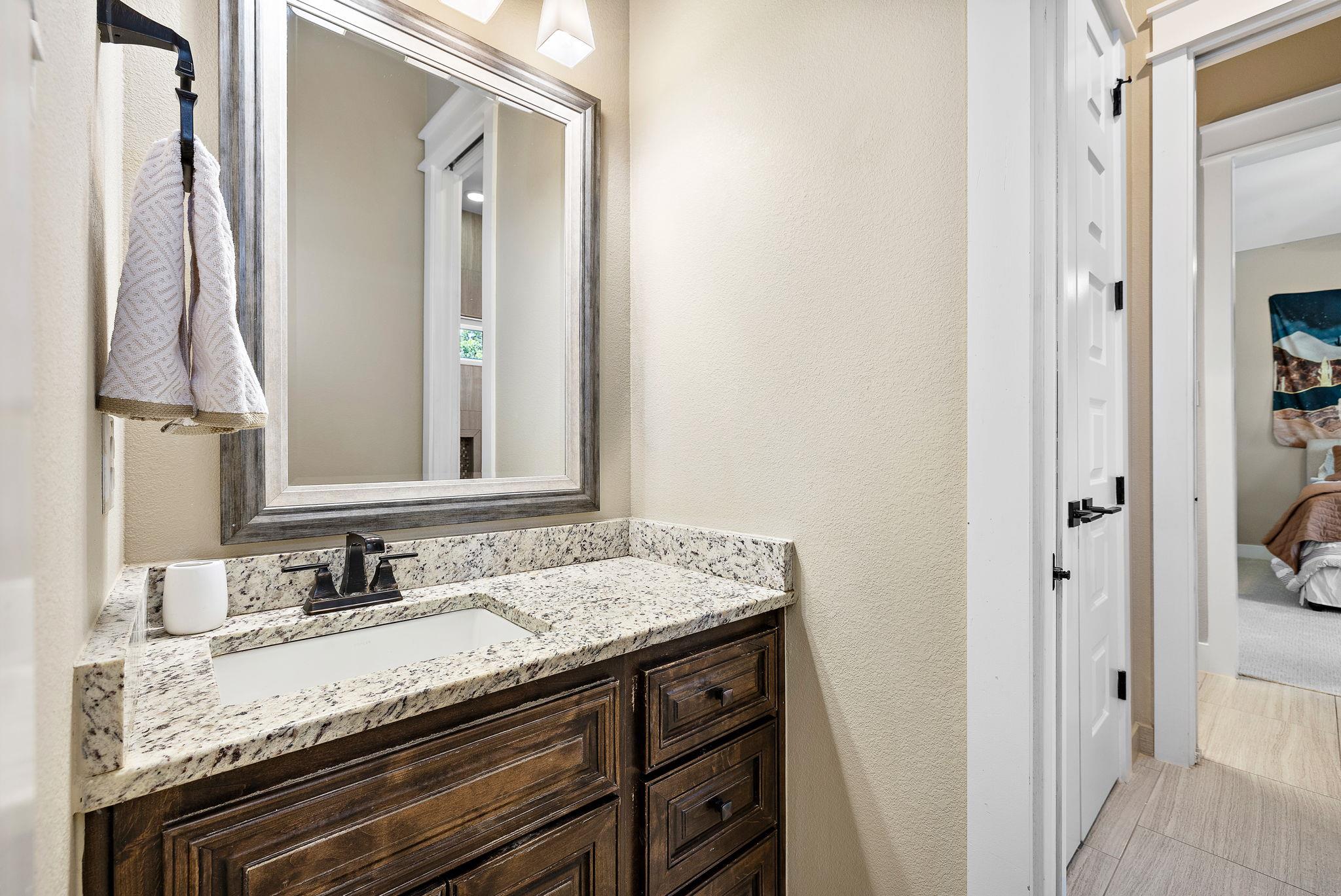 117 COVINGTON Cv, Georgetown, TX 78628