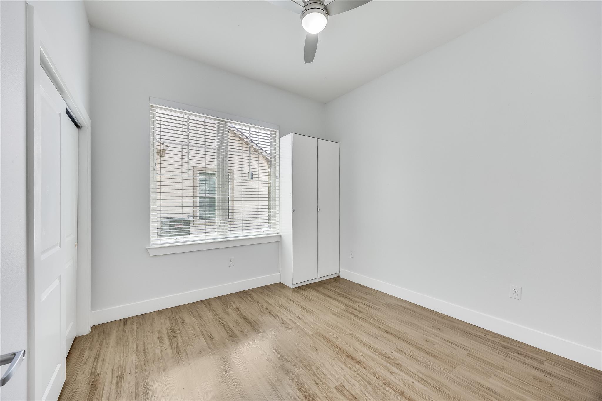 2400 Louis Henna Blvd # 201, Round Rock, TX 78664
