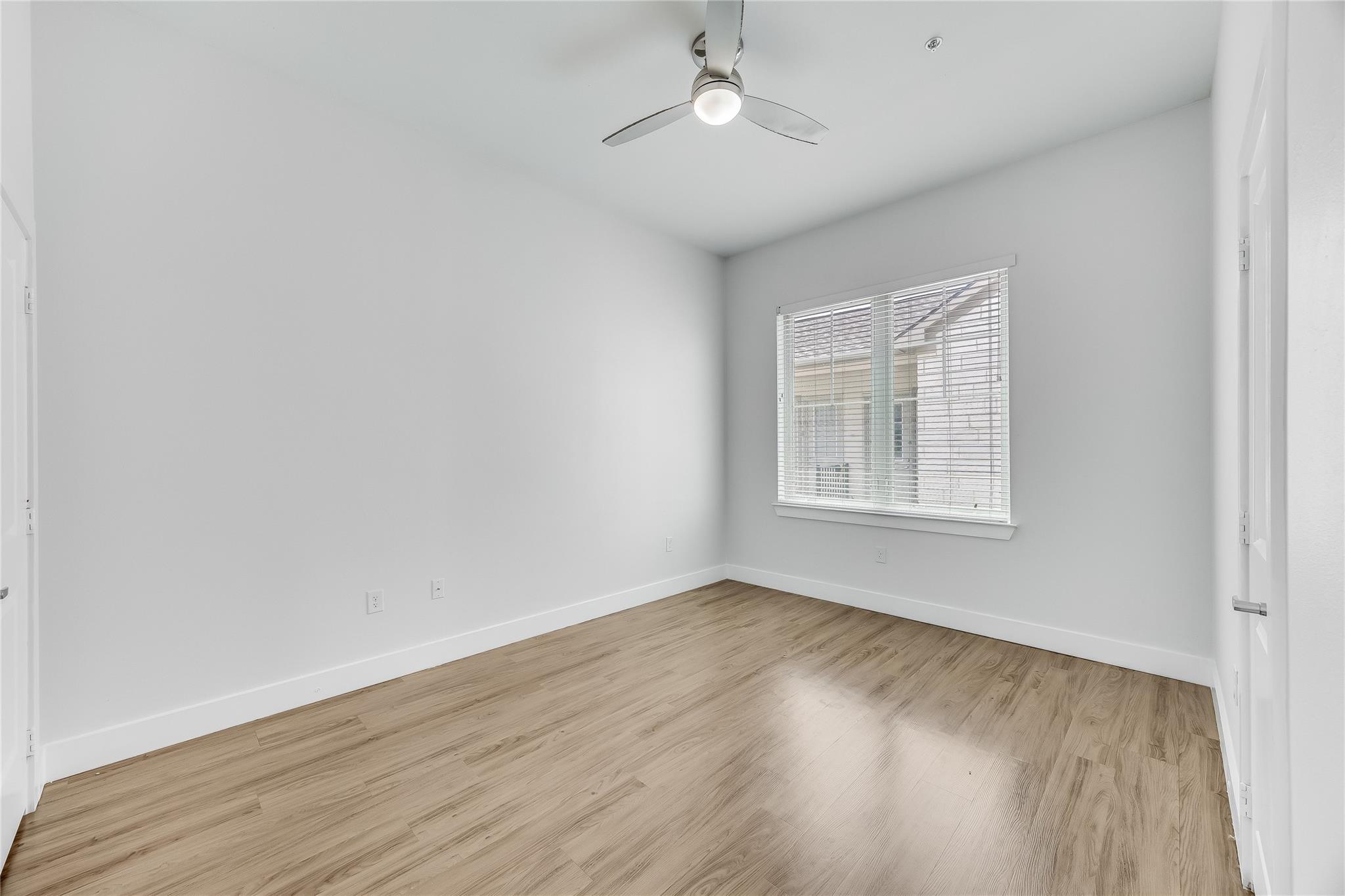 2400 Louis Henna Blvd # 201, Round Rock, TX 78664