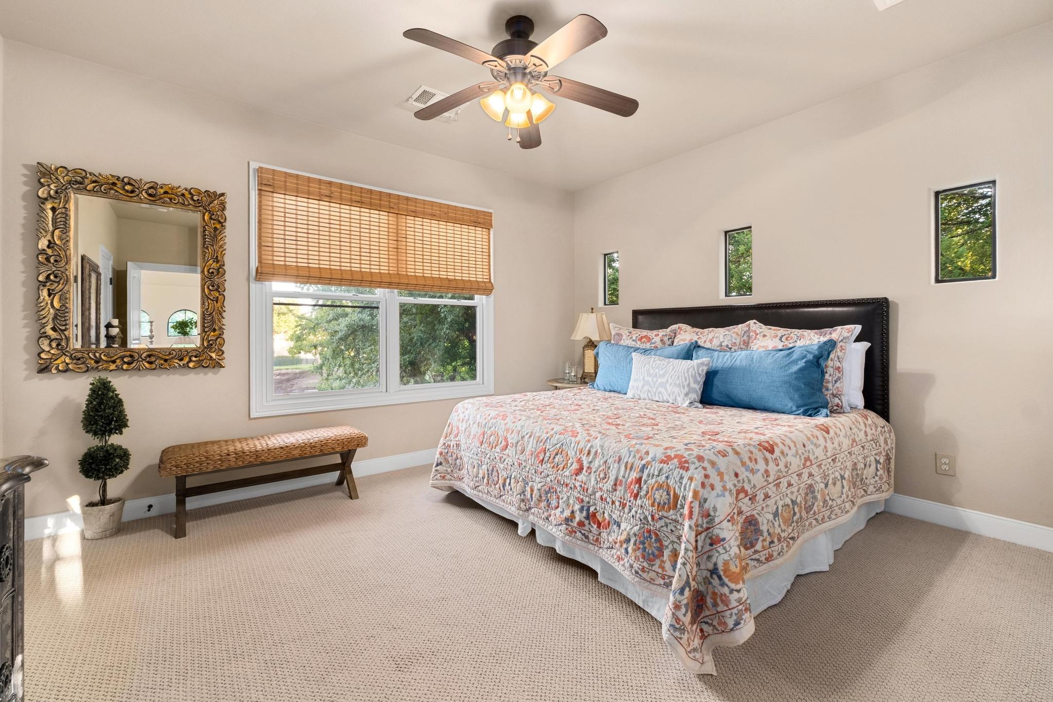 112 Dovetail Ln, Georgetown, TX 78628