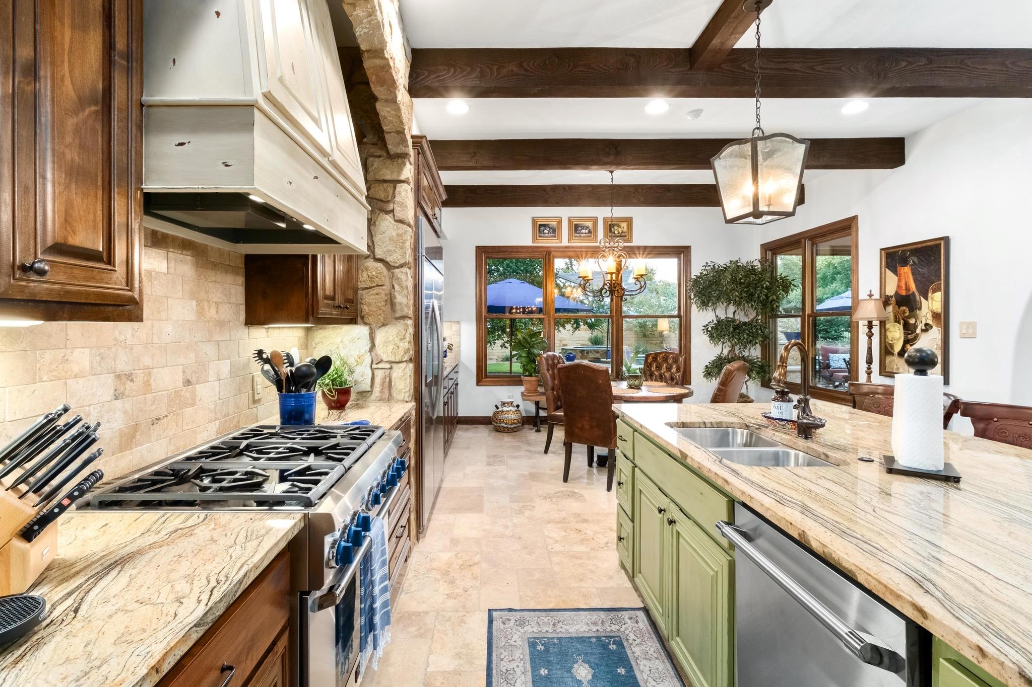 112 Dovetail Ln, Georgetown, TX 78628