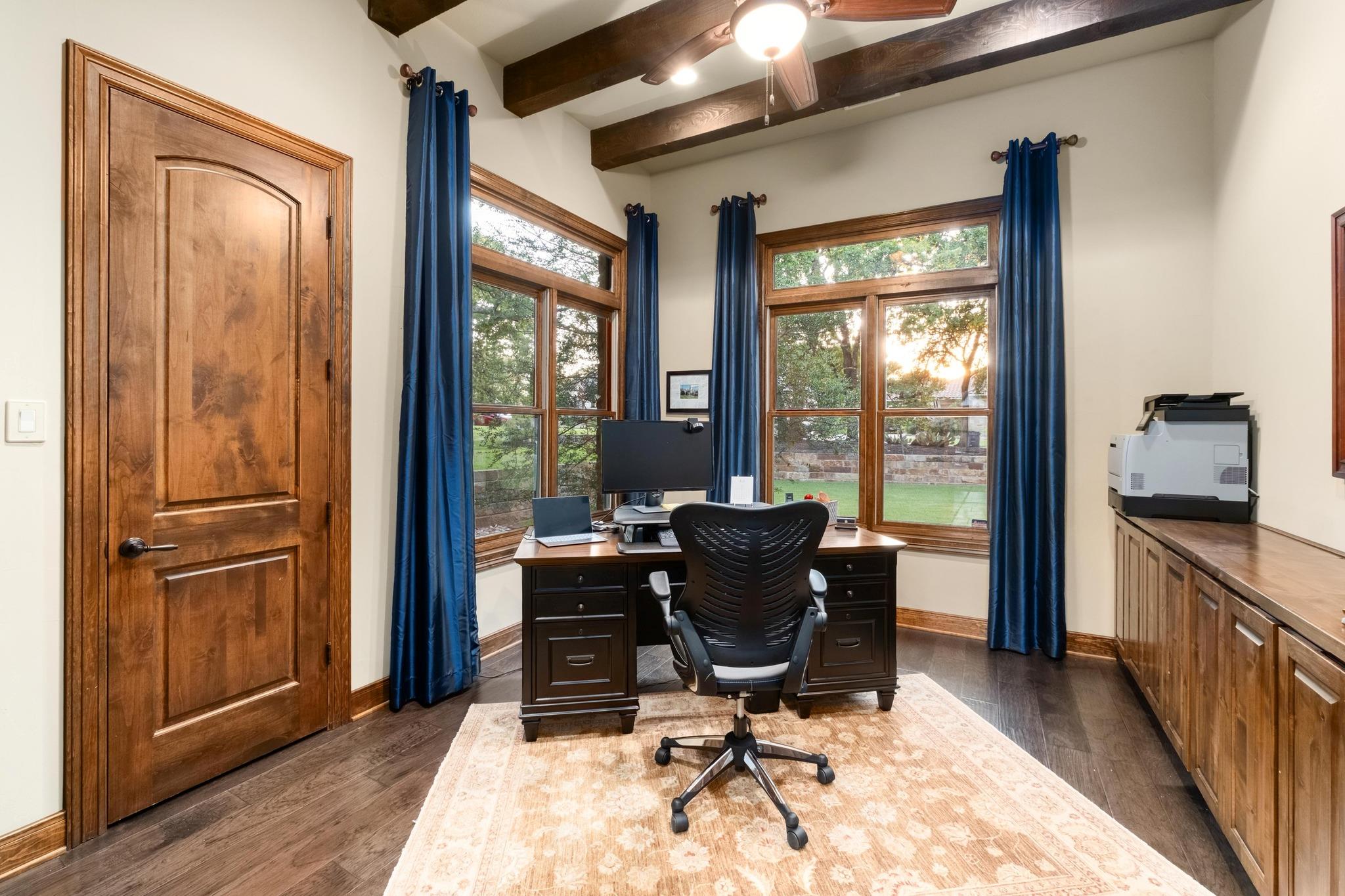 112 Dovetail Ln, Georgetown, TX 78628