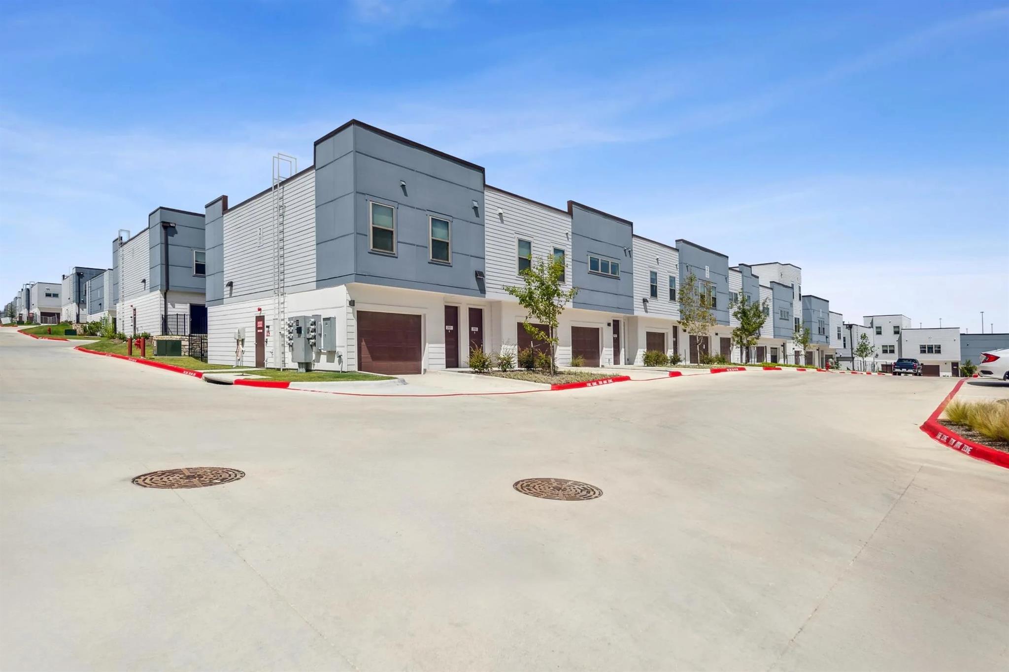 10350 Blue Bluff Rd # 11111, Austin, TX 78724