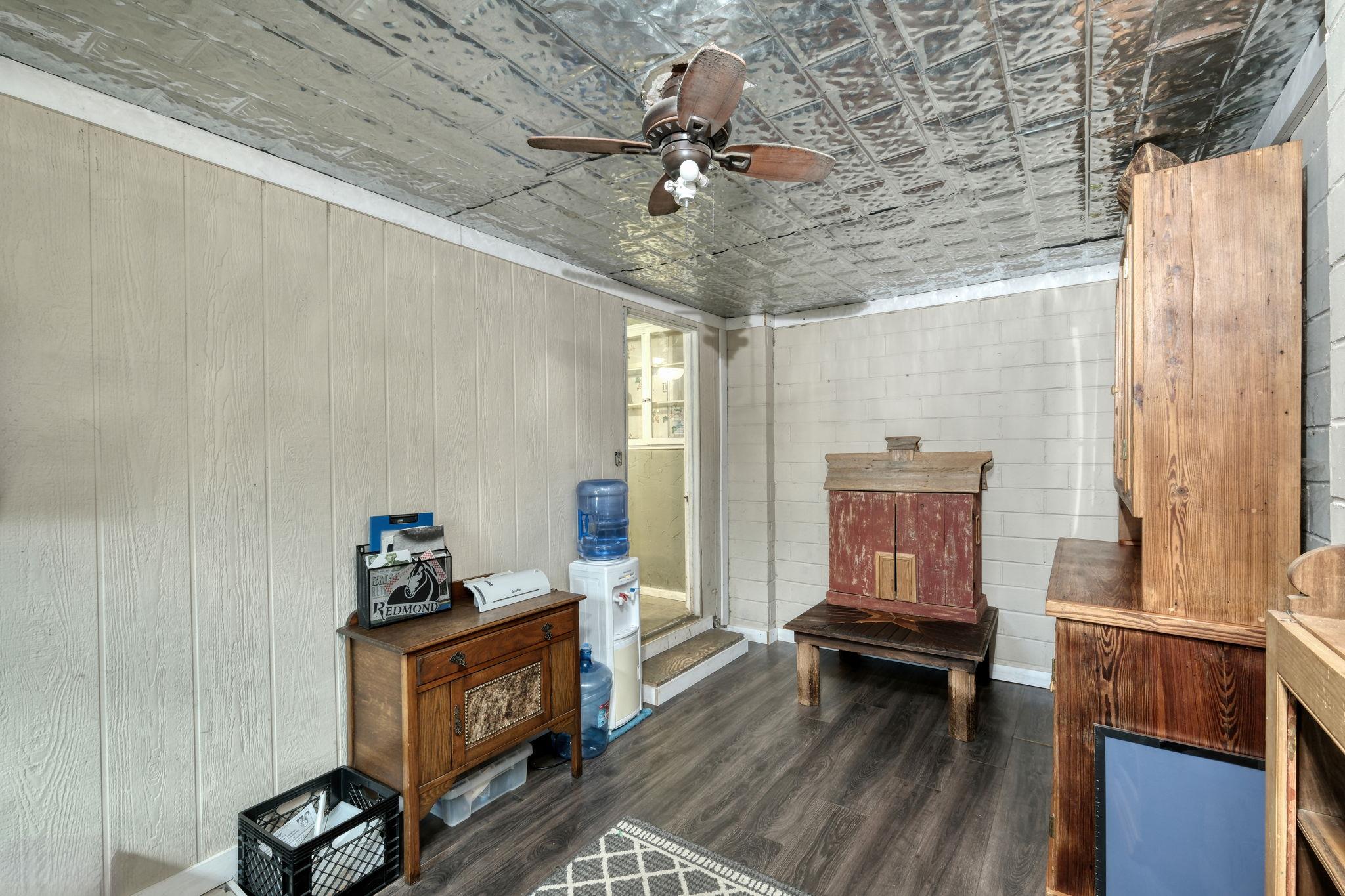 1032 County Road 340, Burnet, TX 78611