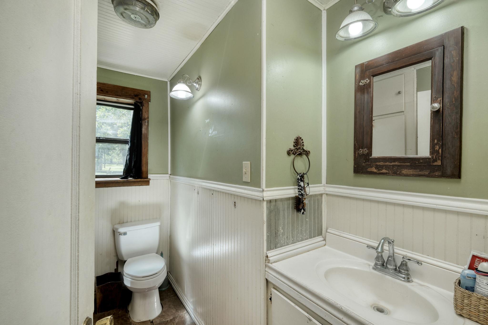 1032 County Road 340, Burnet, TX 78611