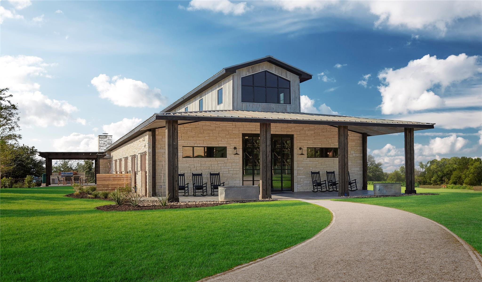 18509 Flying J Blvd, Spicewood, TX 78669