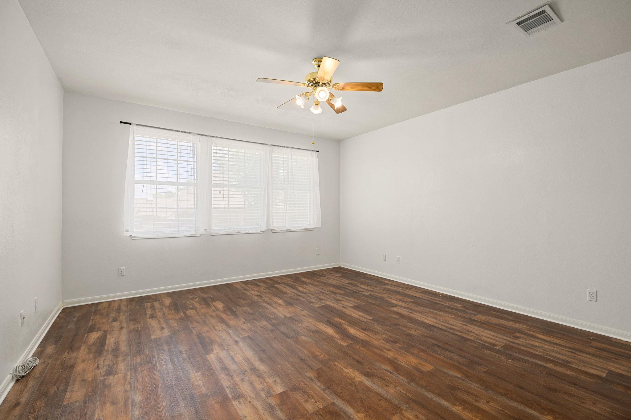 1719 Apache Trl, Round Rock, TX 78665