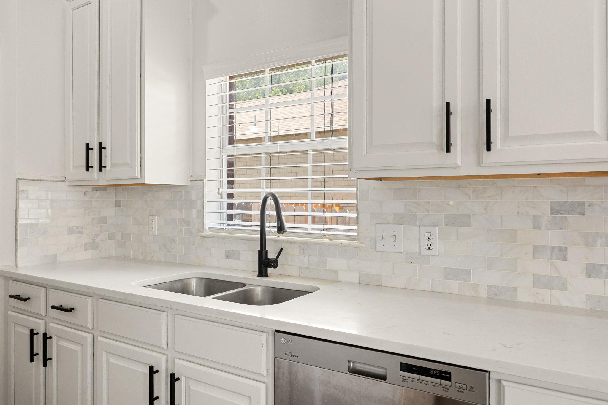 1719 Apache Trl, Round Rock, TX 78665