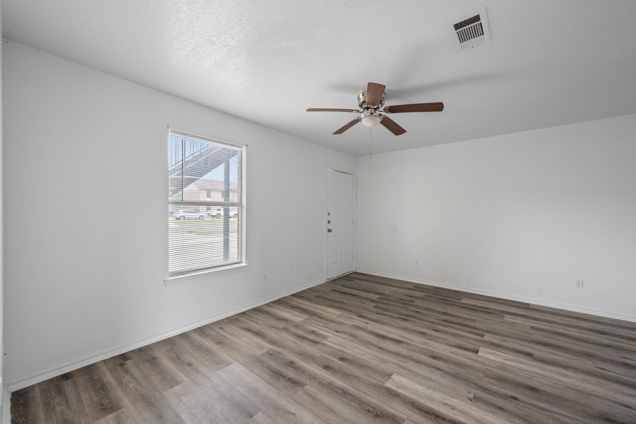 1604 Benttree Dr, Killeen, TX 76543