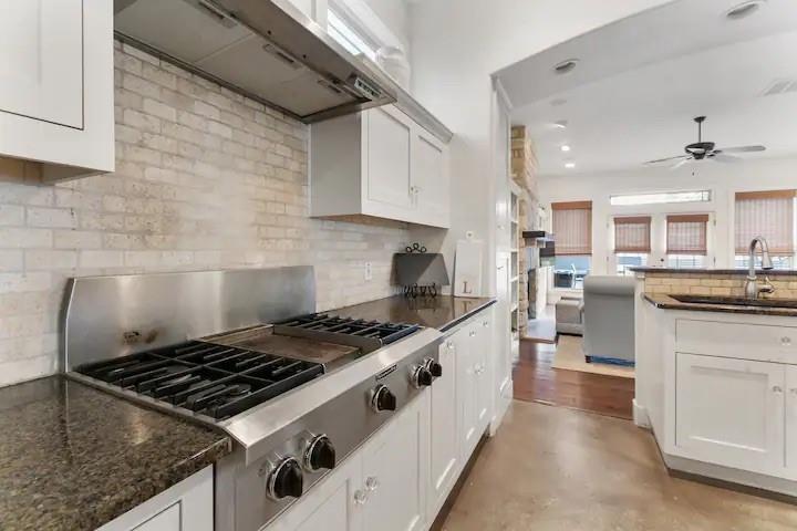 3406 GILBERT St, Austin, TX 78703