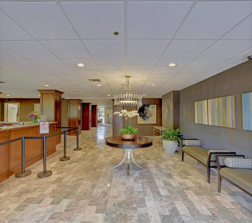 40 N Interstate 35 Expy # 2C2, Austin, TX 78701