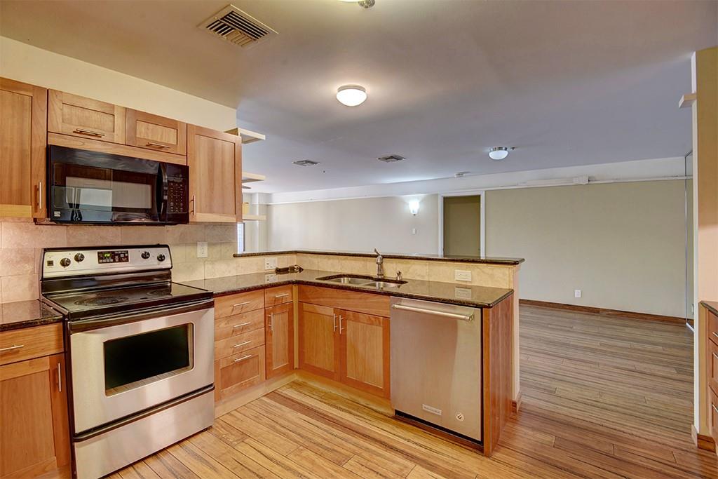 40 N Interstate 35 Expy # 2C2, Austin, TX 78701