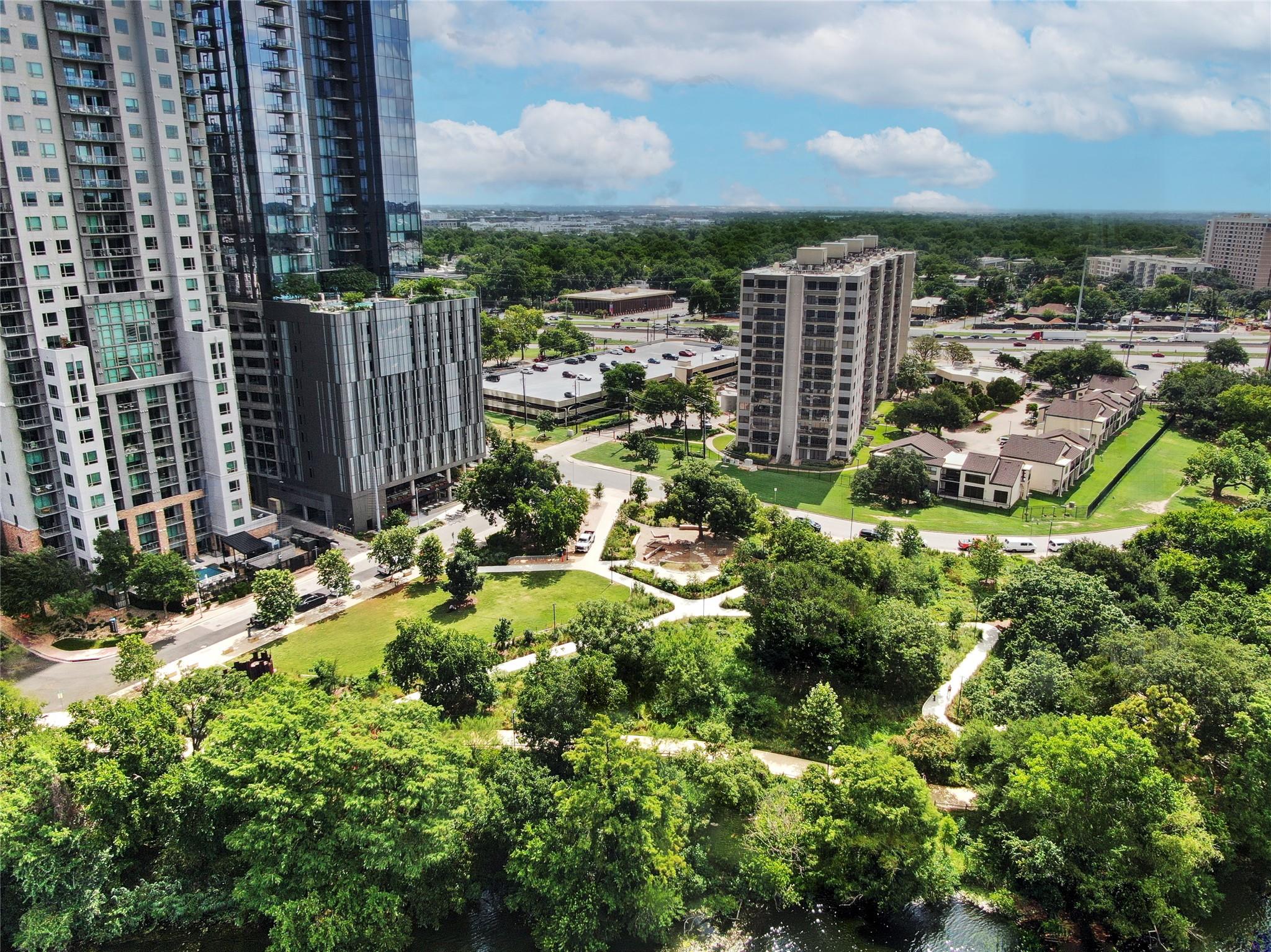 40 N Interstate 35 Expy # 2C2, Austin, TX 78701