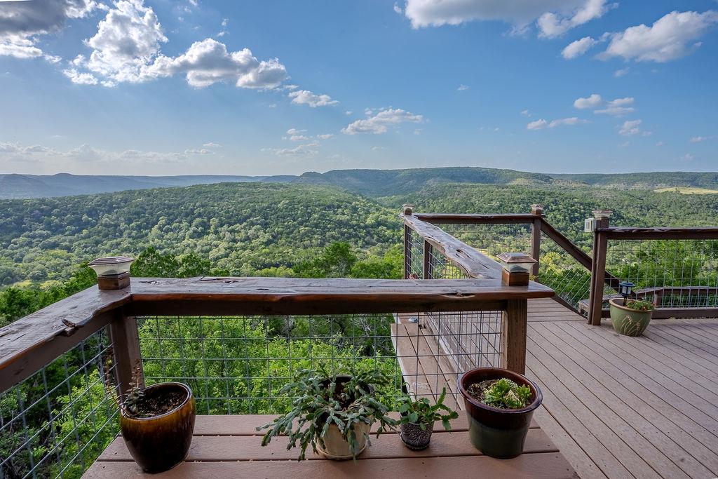 1950 Estrellita Ranch Rd, Canyon Lake, TX 78133