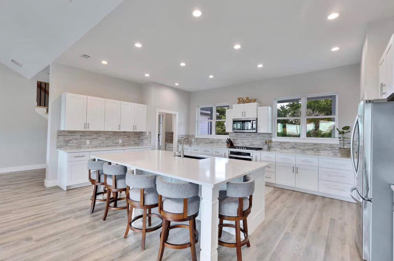 16323 Lake Loop, Austin, TX 78734