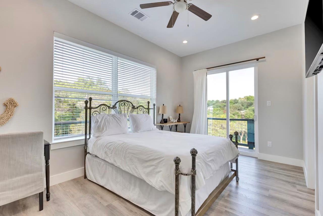 16323 Lake Loop, Austin, TX 78734