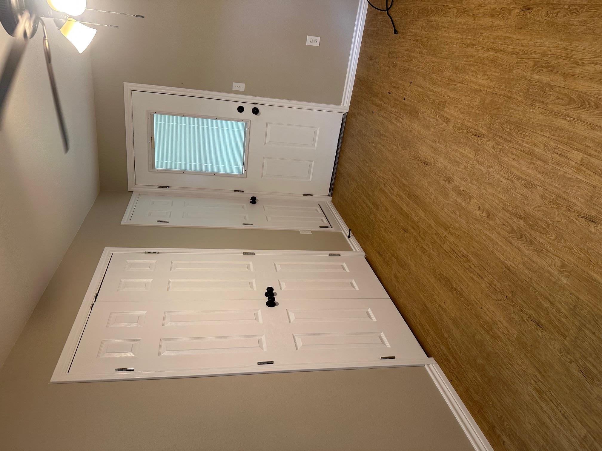 719 Eckel St, La Grange, TX 78945