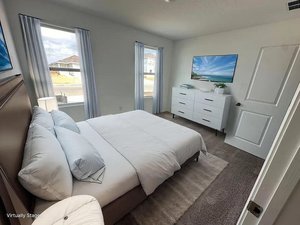 6926 Biotite Rdg, Elmendorf, TX 78112