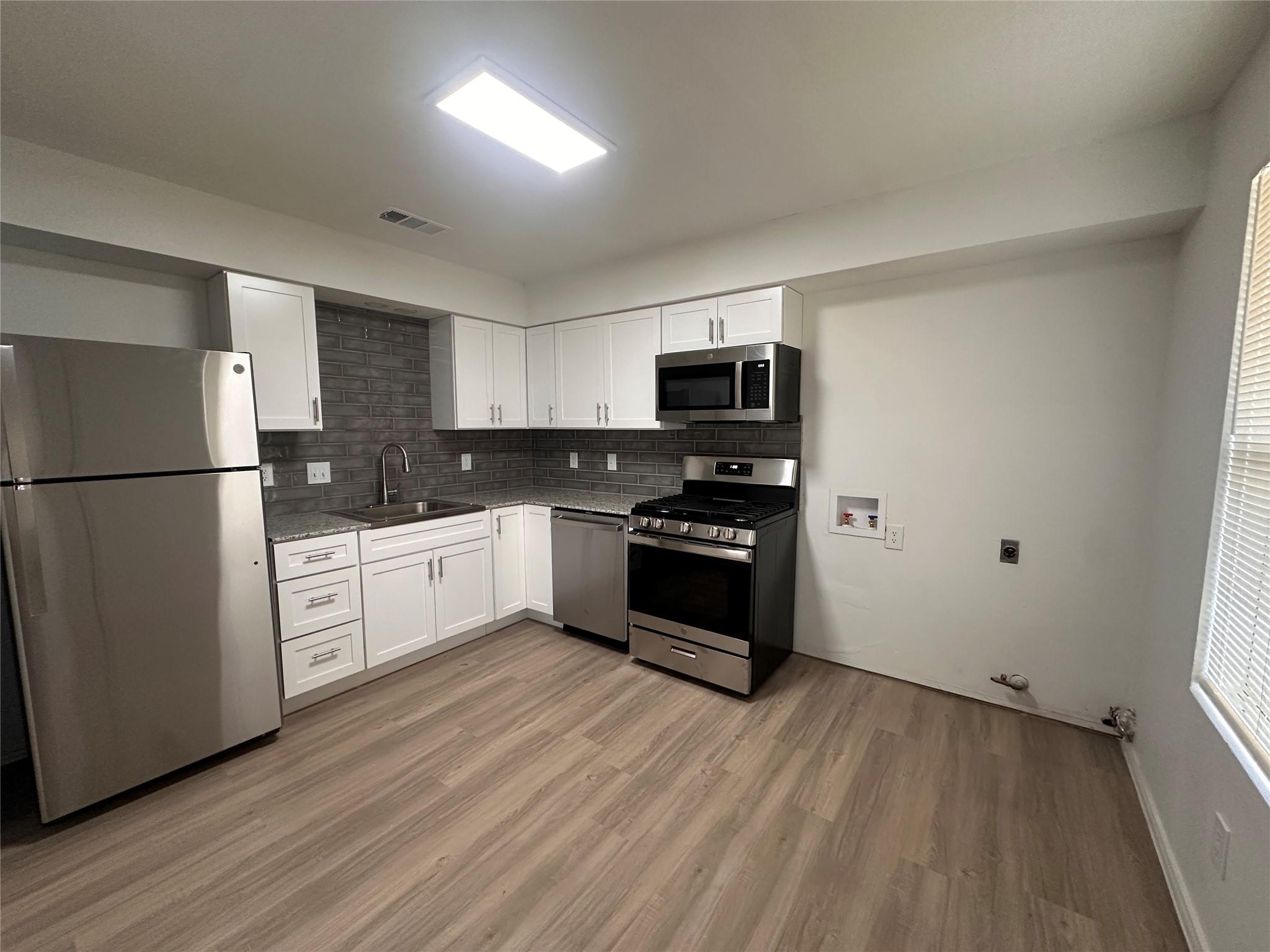 6910 Circle S Rd # A, Austin, TX 78745