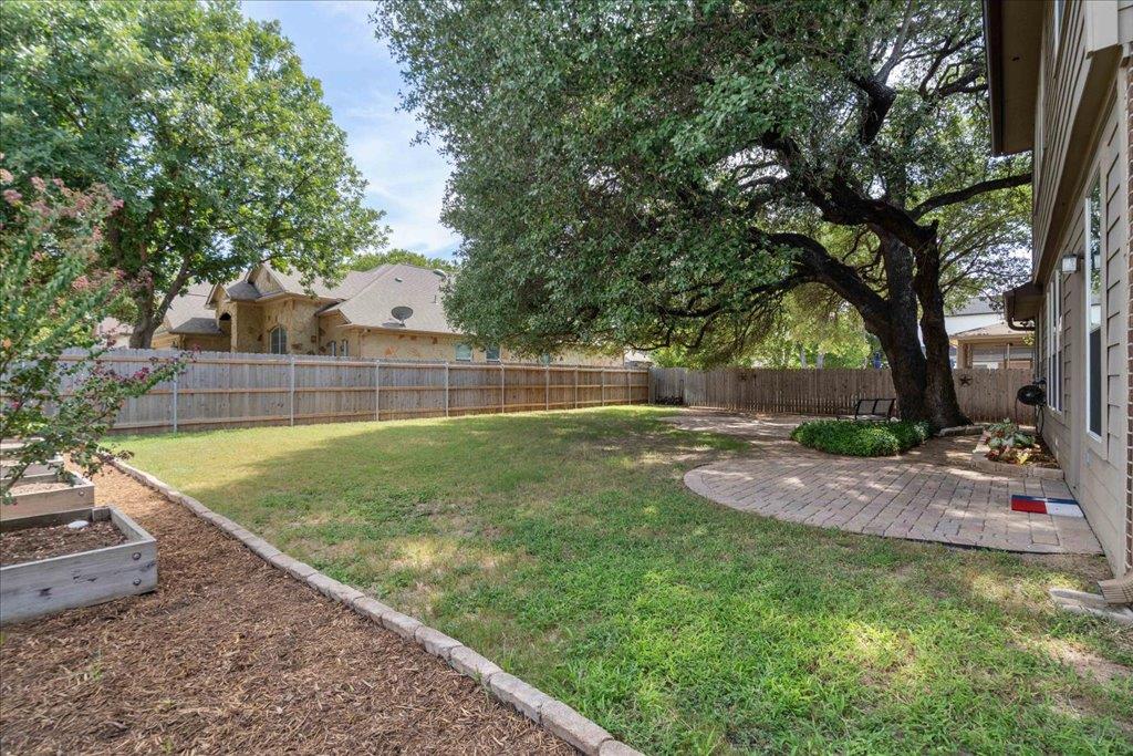 216 Lillie Robyn Ln, Buda, TX 78610