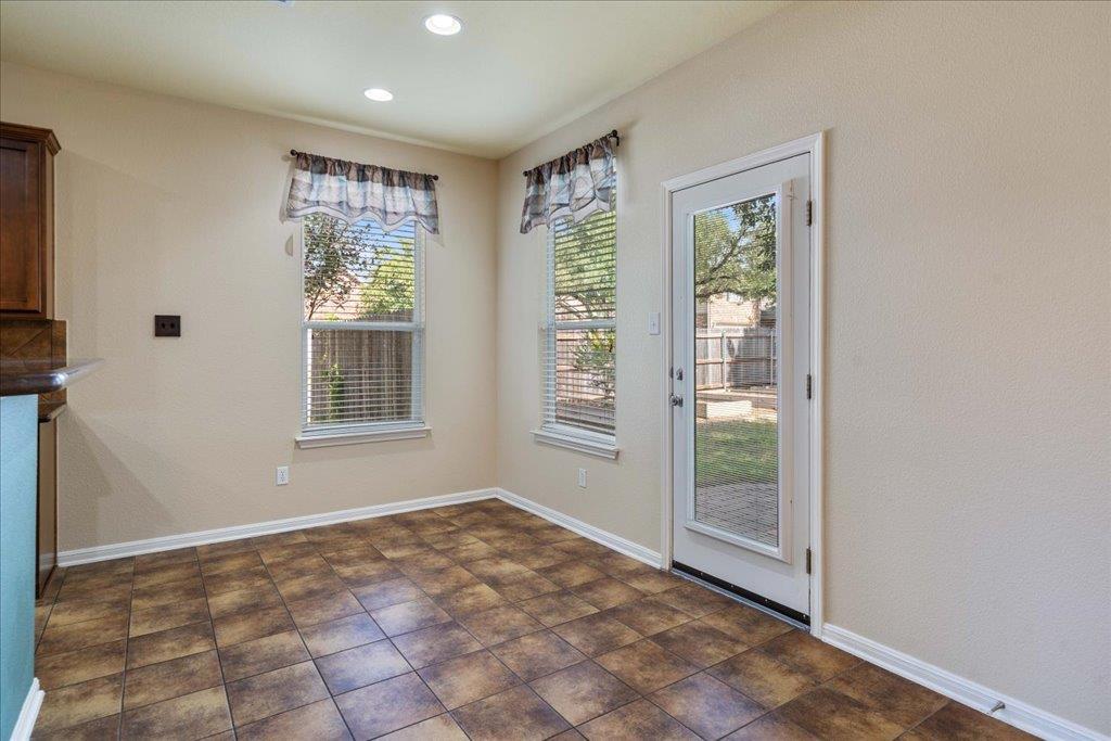 216 Lillie Robyn Ln, Buda, TX 78610