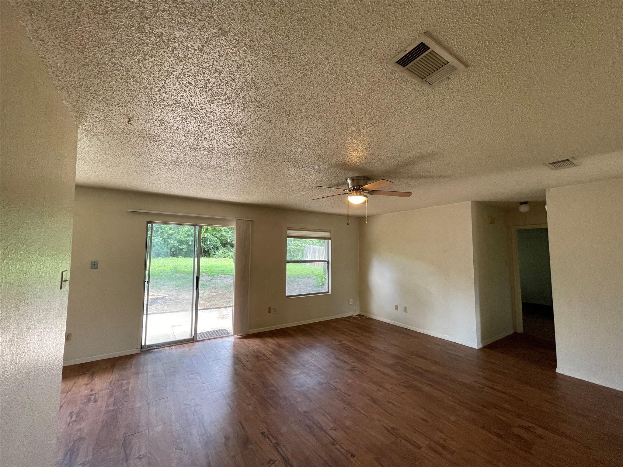 2507 Sweet Clover Dr, Austin, TX 78745