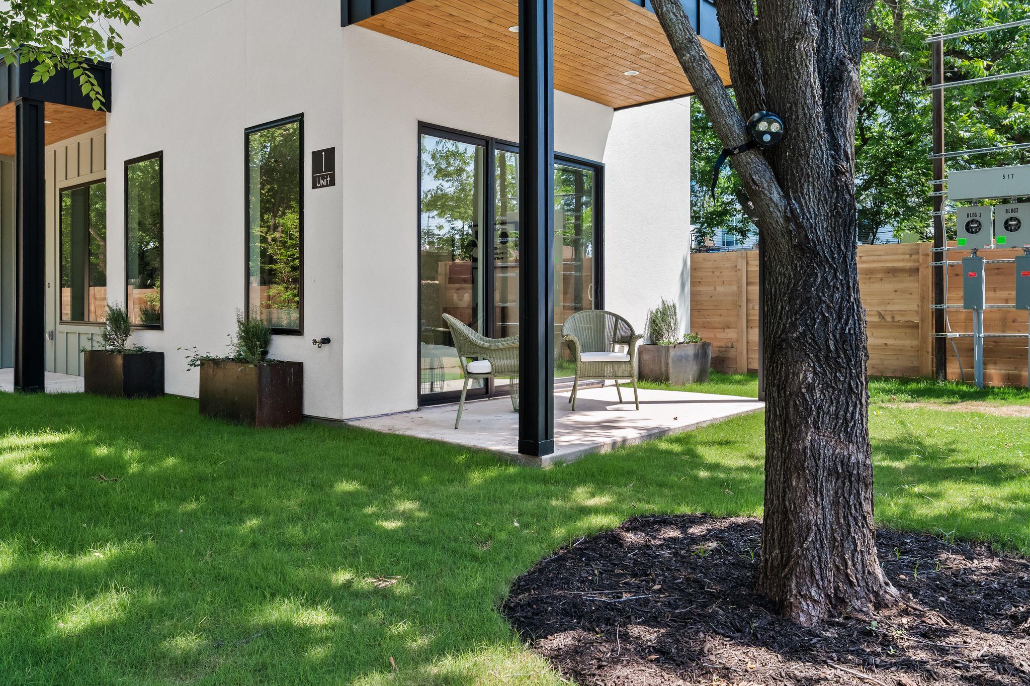 517 Tillery St # 1, Austin, TX 78702