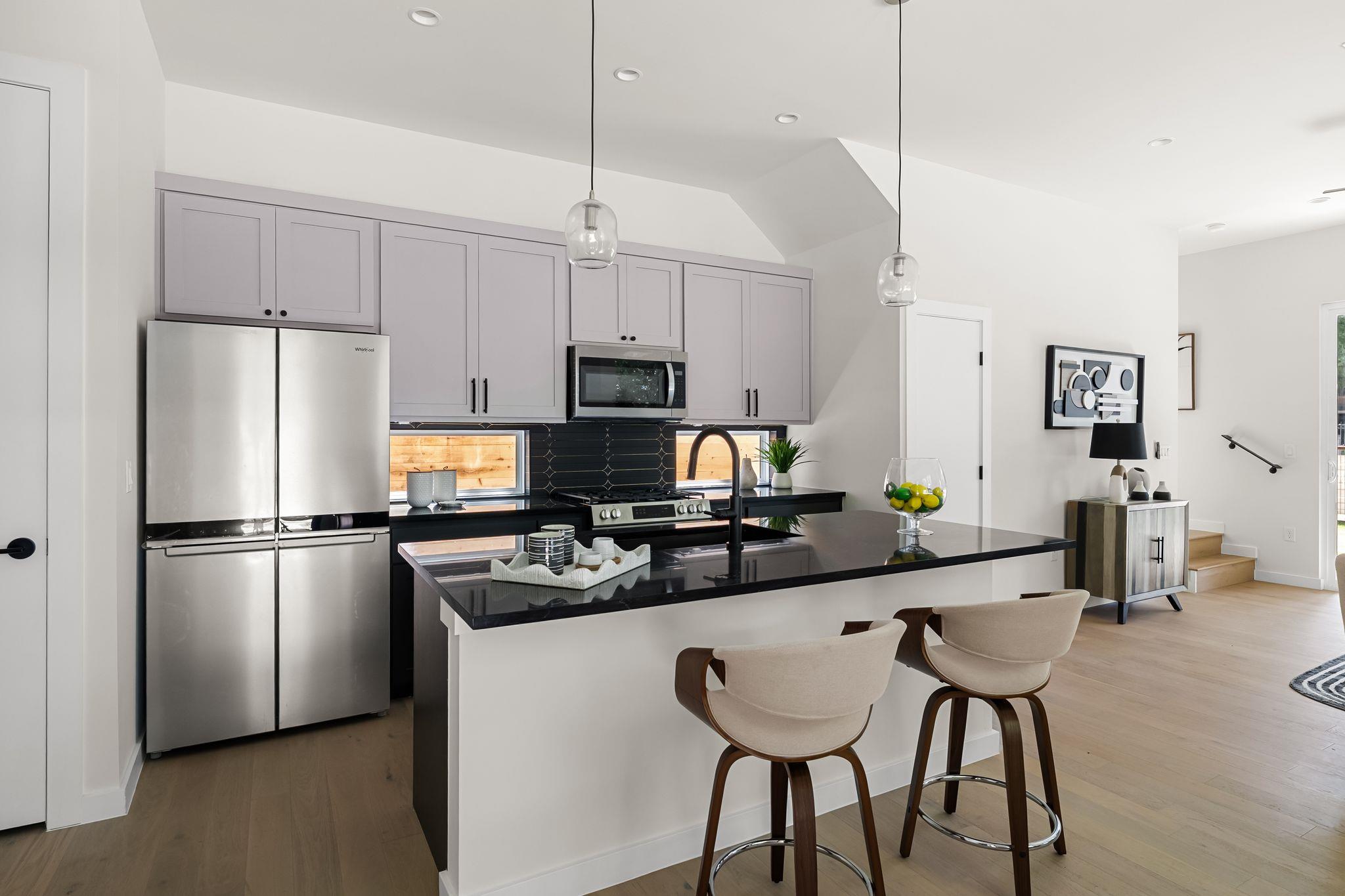 517 Tillery St # 1, Austin, TX 78702