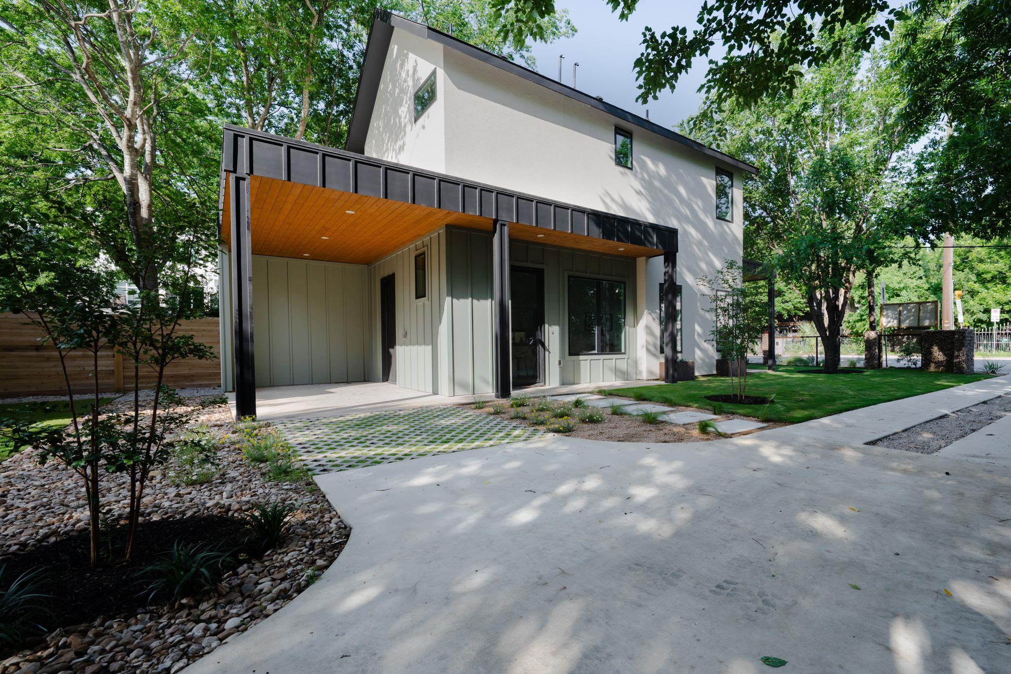 517 Tillery St # 1, Austin, TX 78702