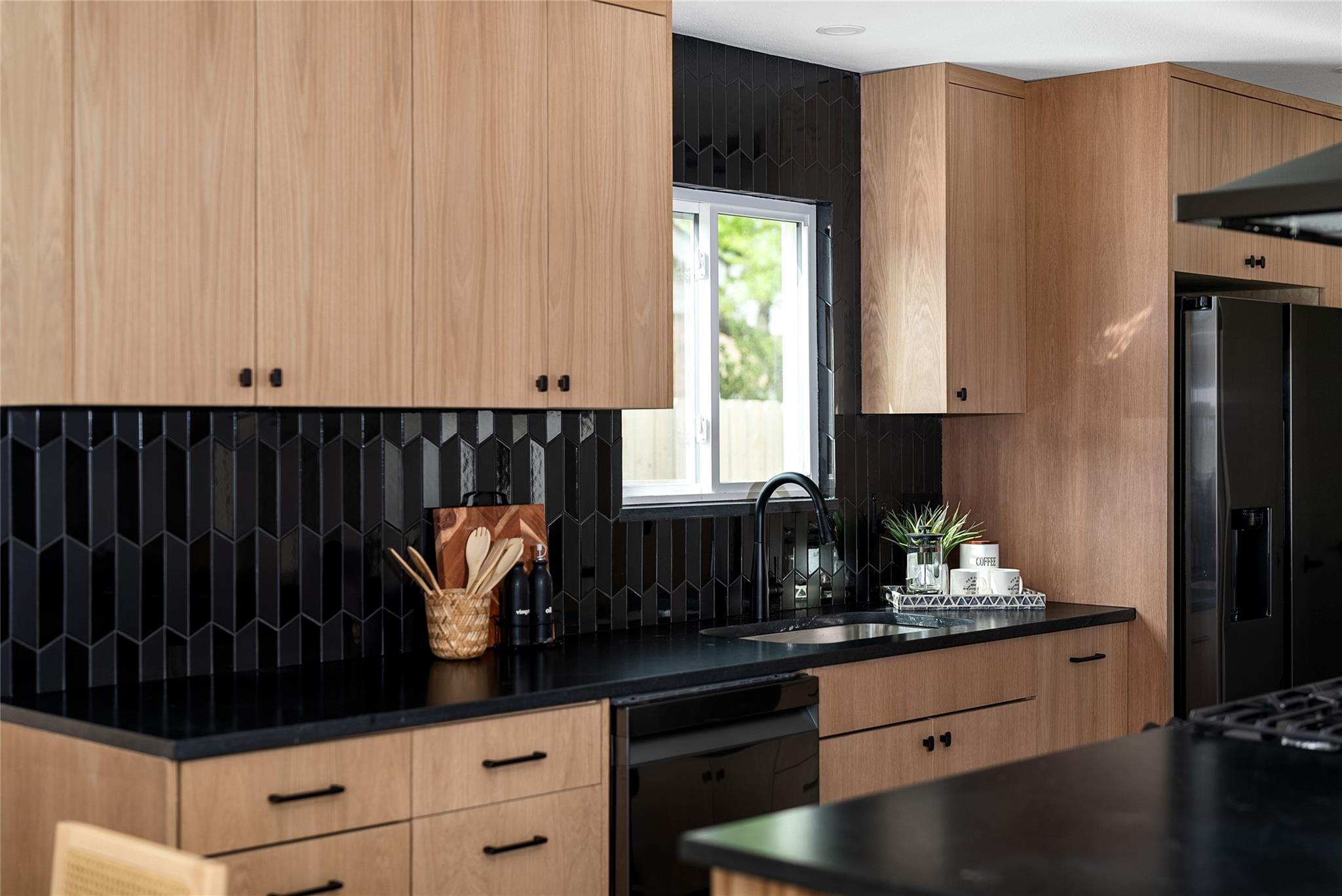 11707 Wiginton Dr, Austin, TX 78758