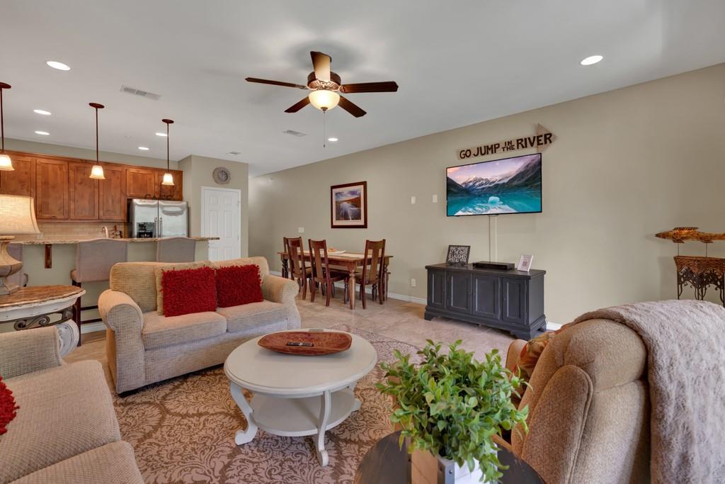 540 River Run # 305, New Braunfels, TX 78132