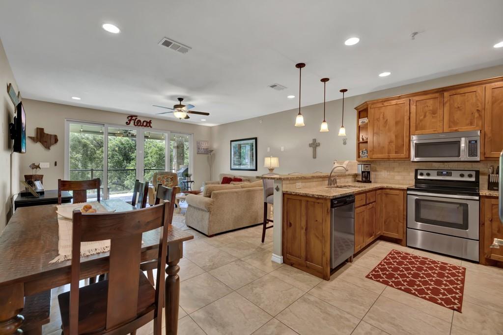 540 River Run # 305, New Braunfels, TX 78132