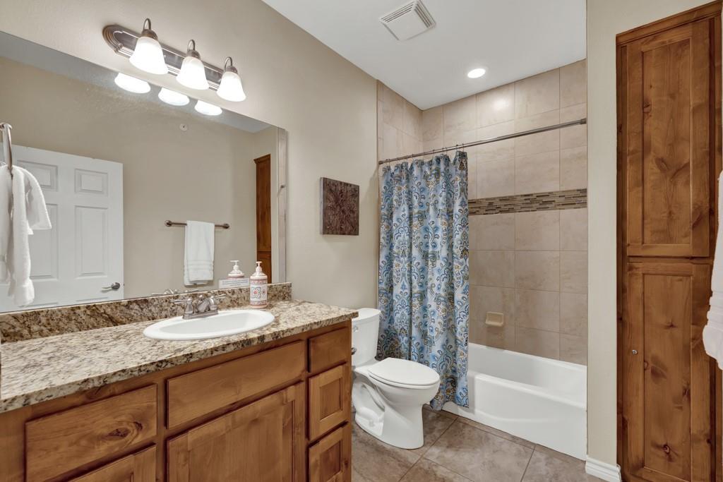 540 River Run # 305, New Braunfels, TX 78132