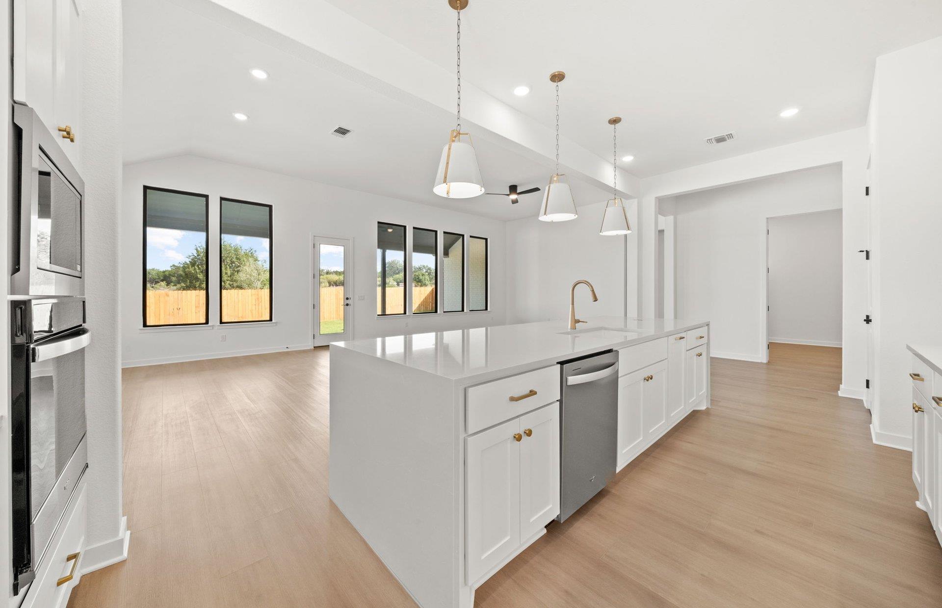 378 Muddy Creek Way, Kyle, TX 78640