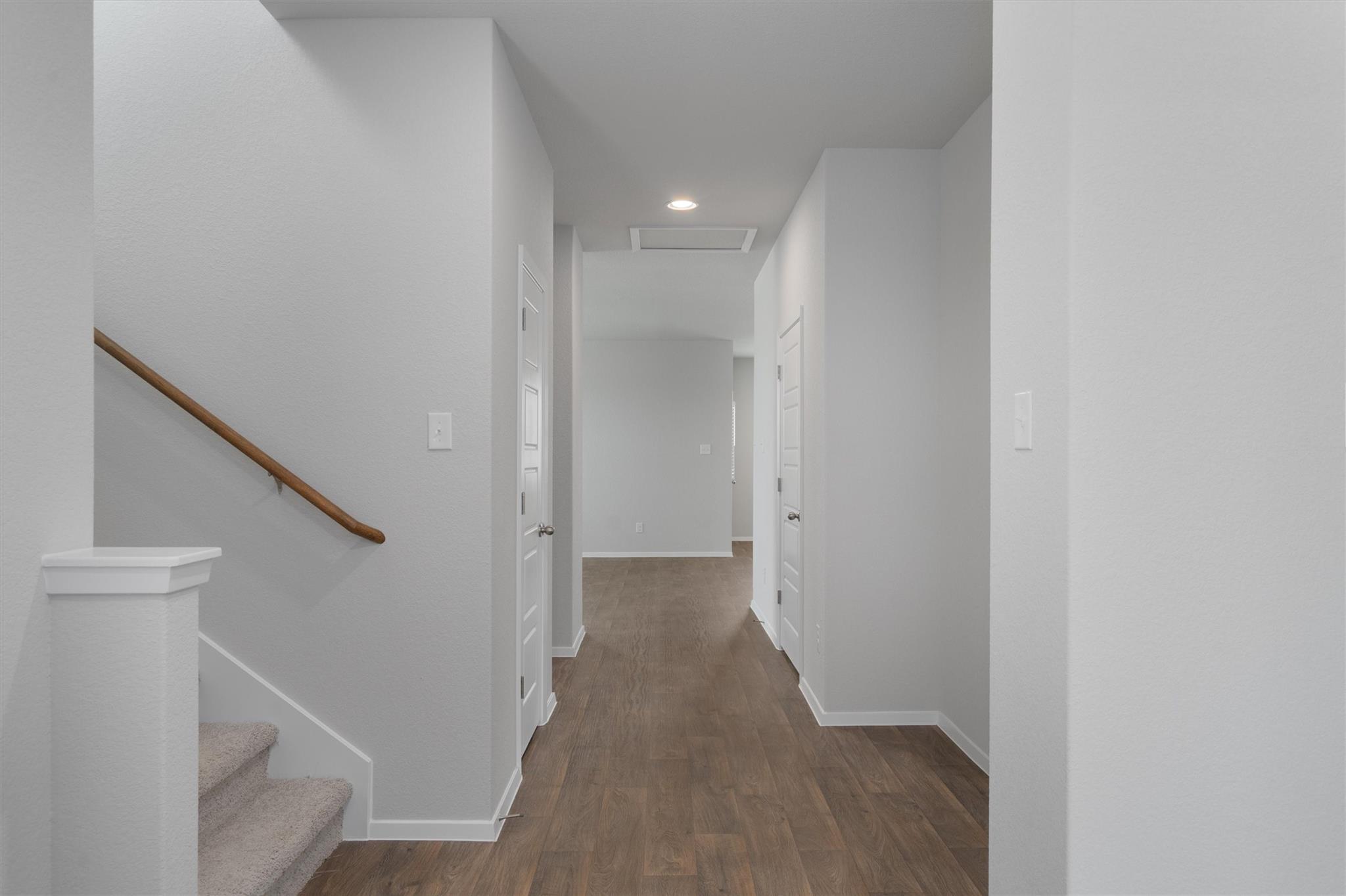 101 Keltic Dr, Kyle, TX 78640