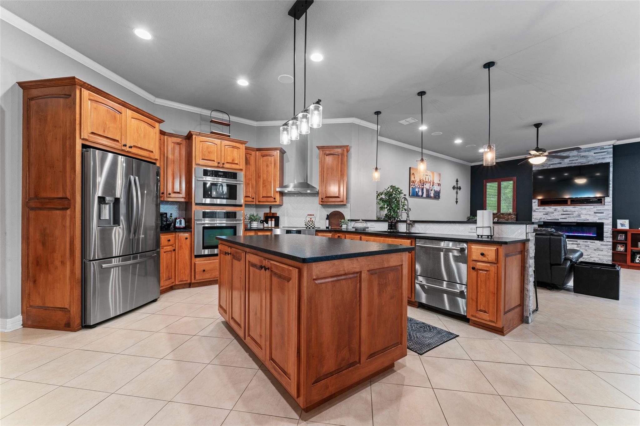 27906 Bogen Rd, New Braunfels, TX 78132